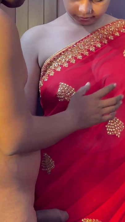 Stepmom Fucked by Horny Stepson While Doing Makeup for a Party