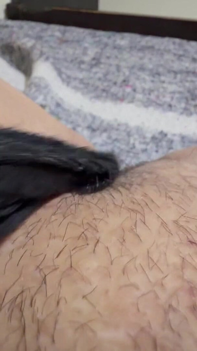 Gets aroused by doing cameltoe in her big pussy | Clip 1