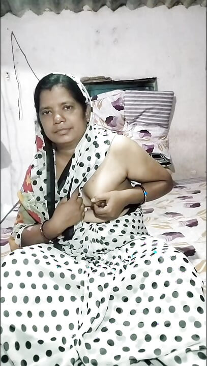 DESI BHABHI ON FIre.
