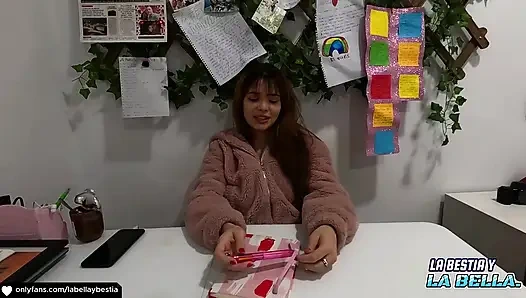 Üniversiteli oda arkadaşımı sikiyorum.