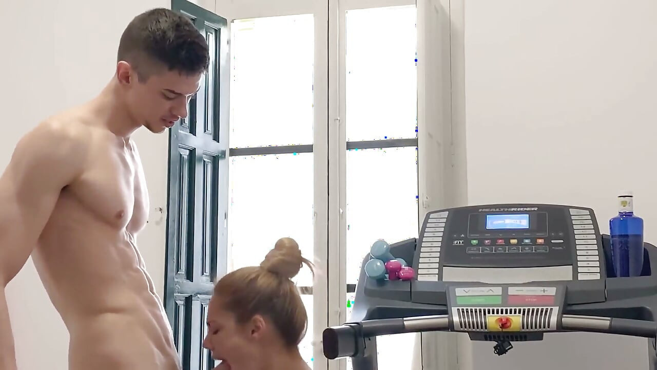 Fucking in Apolonia's Gym