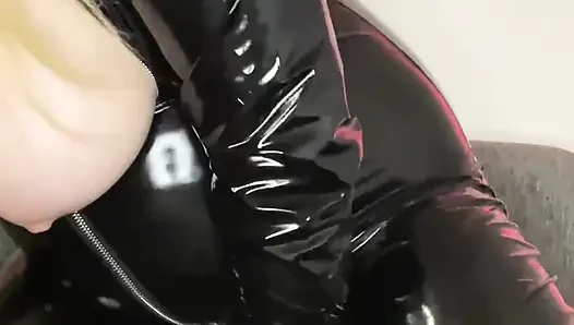BBW Latex Whore Screams And Begs You To Stretch Out Her Tight Cunt Before You Cum Inside Her