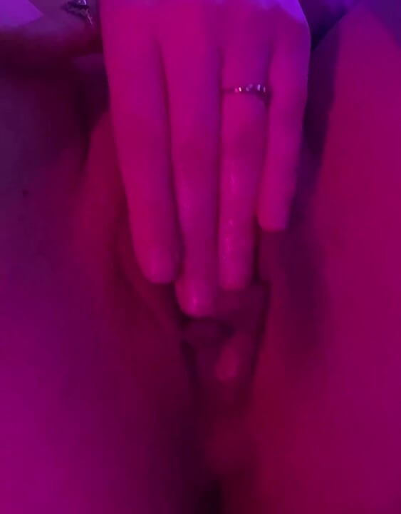 Meine muschi will dein sperma .. Meine fansly - MinaPyr