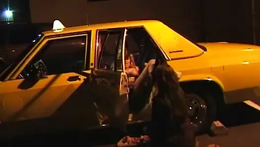 Versaute Taxifahrt bei Nacht