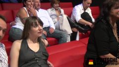 Orgie im Porno Kino