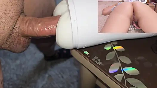 Webcamming with stepsister gone wrong! She let me masturbate watching her juicy pussy