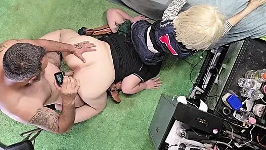 Pacar menjebakku untuk ngentot kasar saudara tiriku