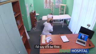 Fakehospital zierliche Euro-Patientin Orgasmus Muschisaft