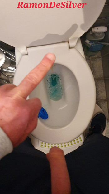 Master Ramon needs to pee urgently, hot golden champagne