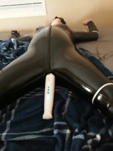 slut in latex 7