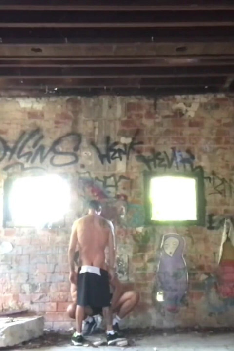 Enzo Rimenez bị cha đụ thô bạo trên đường bay ngoài trời