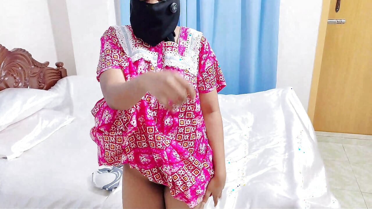 Desi bhabhi ridung dever big cock for bra and panty bangla voice