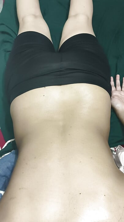Massagem sensual da esposa gostosa
