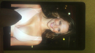Jenniferlovehewitt cumtribute