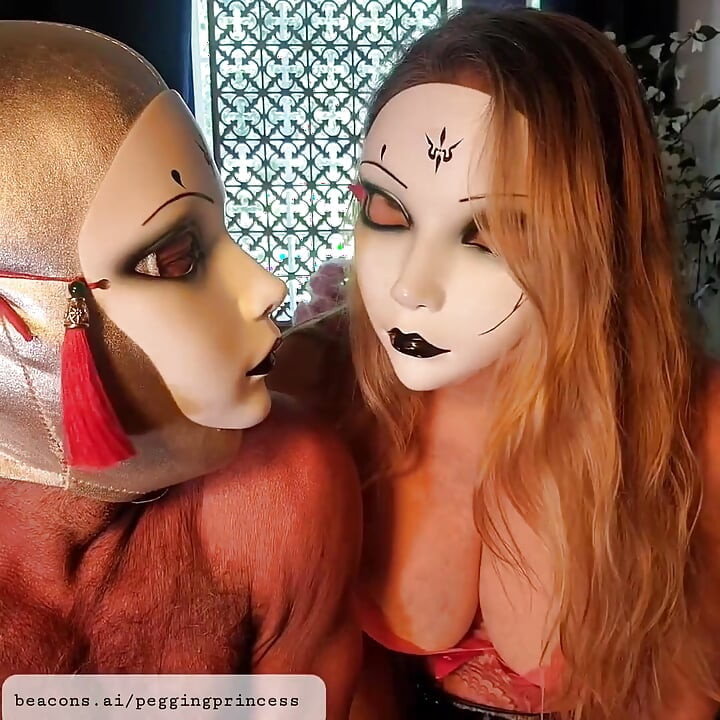 A Little Fisting and Pegging with Mrhankeystoys, Clipclop