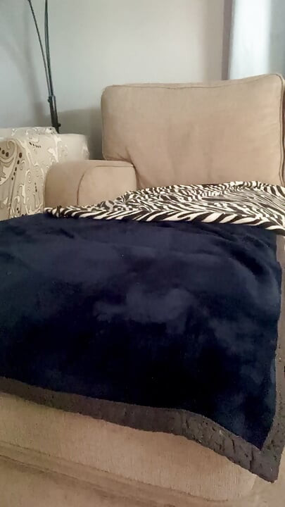 Ботуши и играчки!!