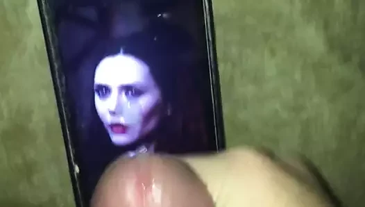 Boşalmak üzerinde elizabeth olsen scarlett cadı seksi yüz 2