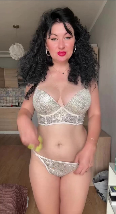 I decided to repeat the trends - support me by subscribing! 💋