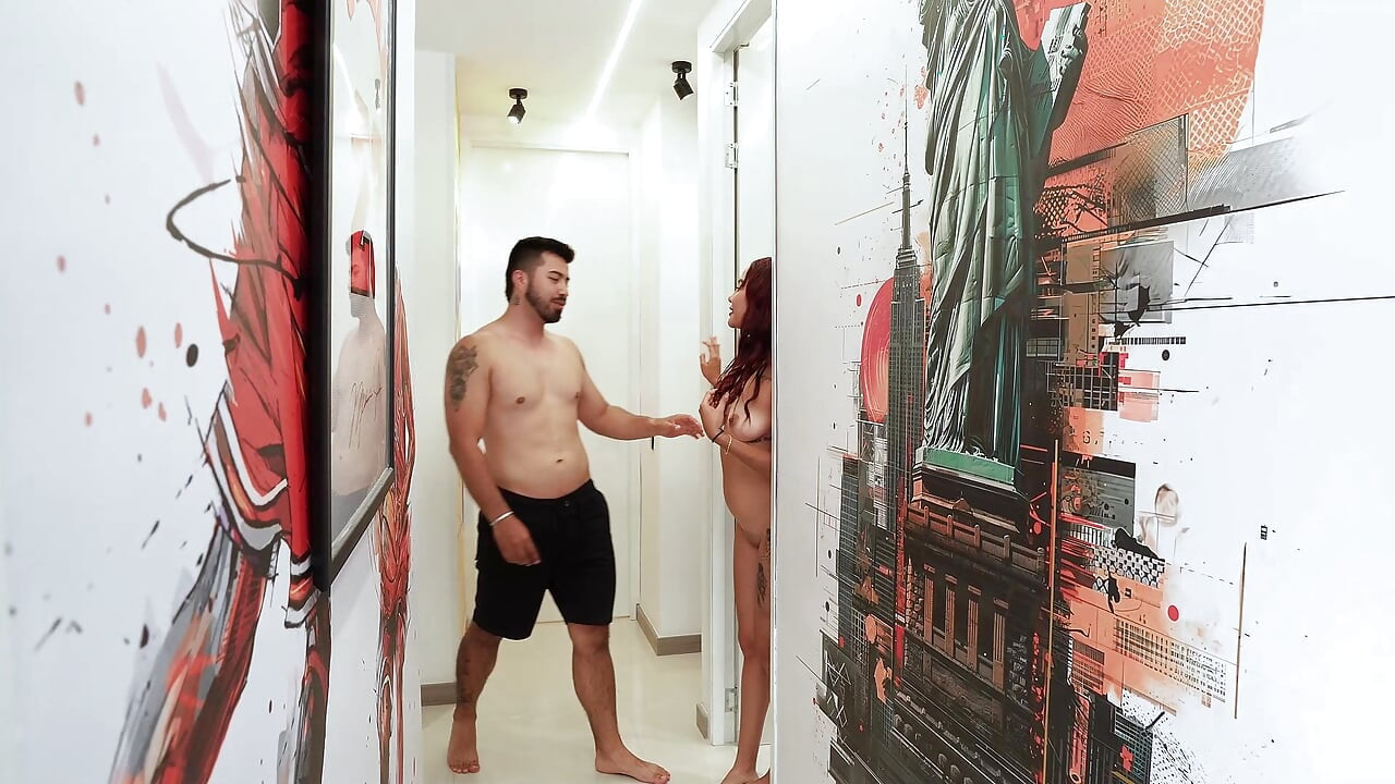 Ich Blieb Allein Mit Meinem Stiefbruder Zu Hause Und Ich Verführe Ihn, Um Meine Muschi Mit Milch Zu Stopfen Füllen