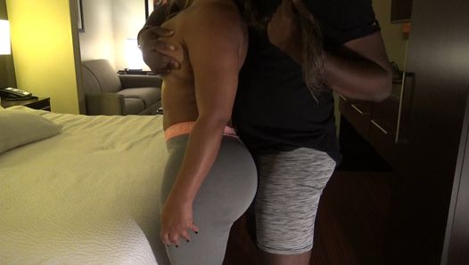 Big booty grinding in yoga pants leggings