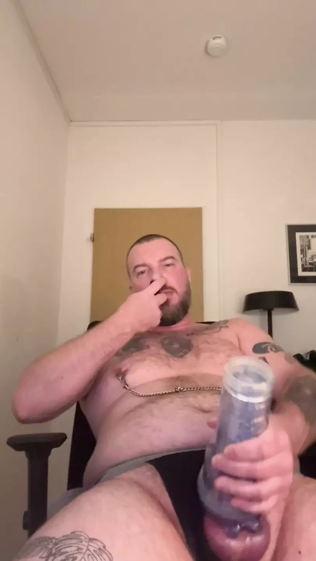 Fucking my fleshlight and shooting a fat load