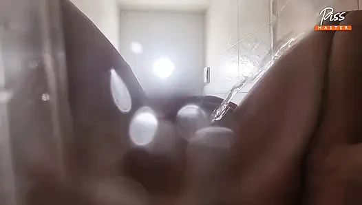 Подборка писсинга. Золотой дождь. Женское доминирование с мочой. Эпизод 808