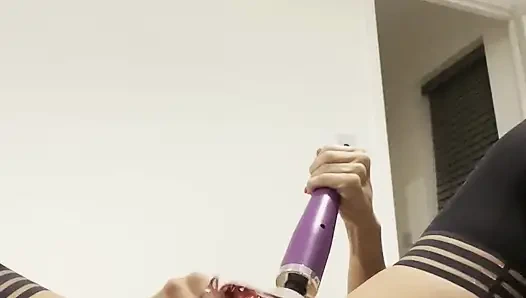 Ролевая игра-чирлидерша с прерванным оргазмом