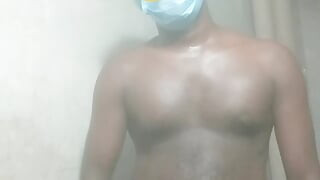 Tamil boy bathroom la Kai adikira Video part 2