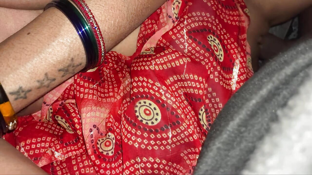 A 19-year-old girl started with her lover by lying to her family members.