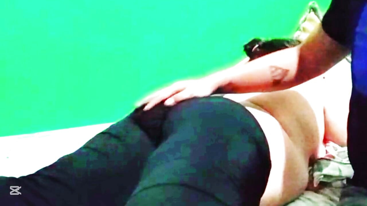My big ass asks me to give her a massage on her beautiful big white ass