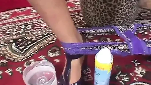 Masturbating pussy fucking big dick sucking in the bedroom