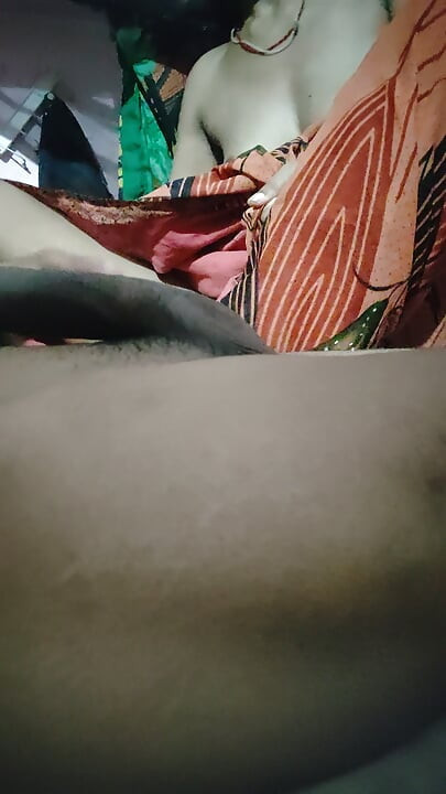 Bhabhi sacudió mi pene
