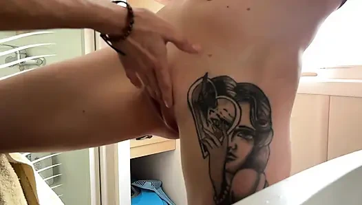 BENI YEMEDEN ÖNCE TıRAŞ ETTI