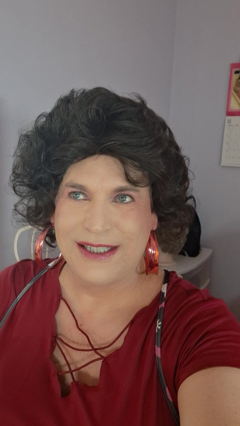 Volim biti u sobi punoj muškaraca i vidjeti ih kako se svi uzbuđuju zbog mene!