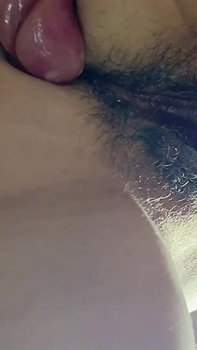 18-year-old virgin behind.A huge dildo rubs her and makes her cum!!!! | Clip 2