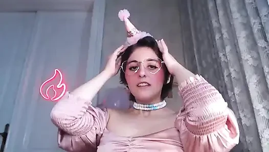 Menampilkan lubang pantat- streaming ulang tahun seksi - pertunjukan lengkap - bagian 2