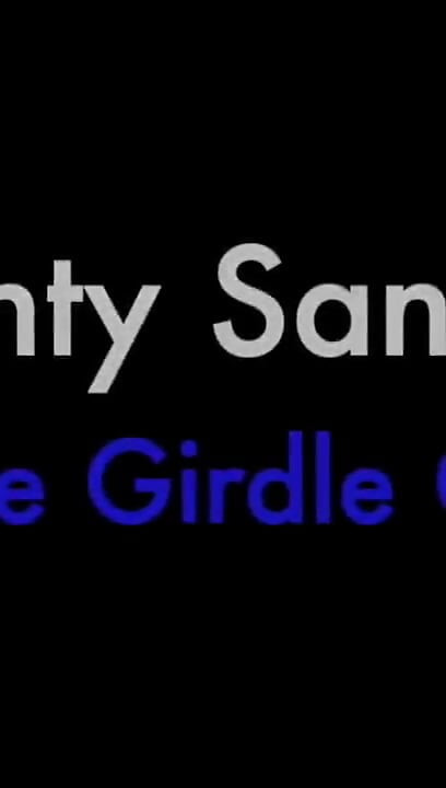 Vgq5 Aunty Sandra Does a Very Sexy Strip for You