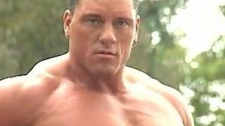 Bodybuilder poses nude outdoors, drips precum!