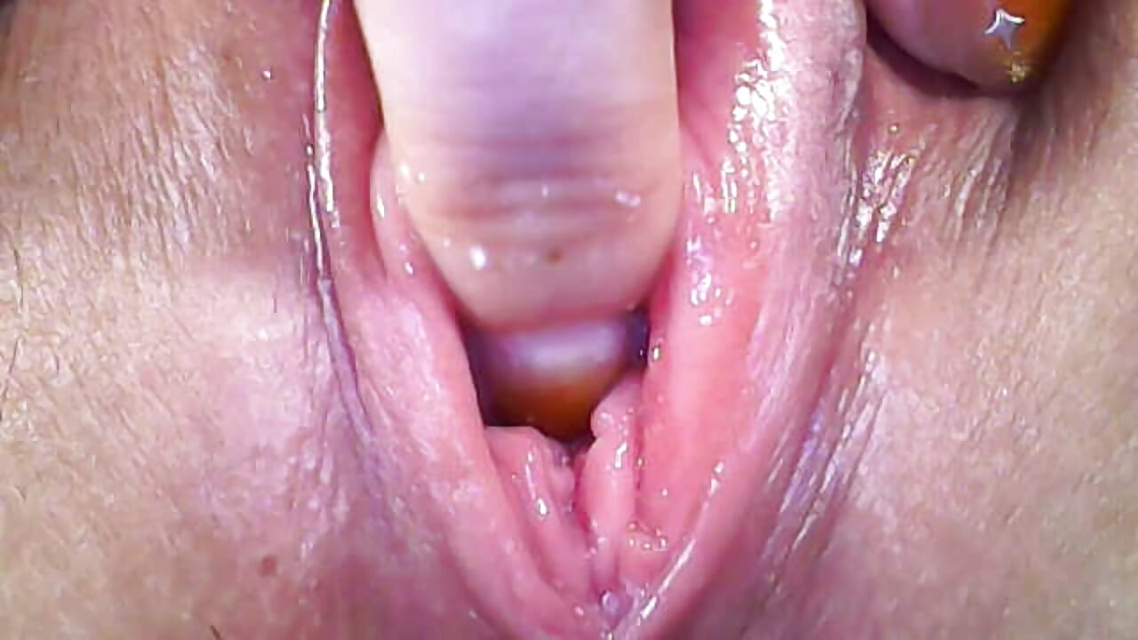 Lewd Wife: Observation, Close-Up Shots, Clitoral Magnification, Full View Inside the