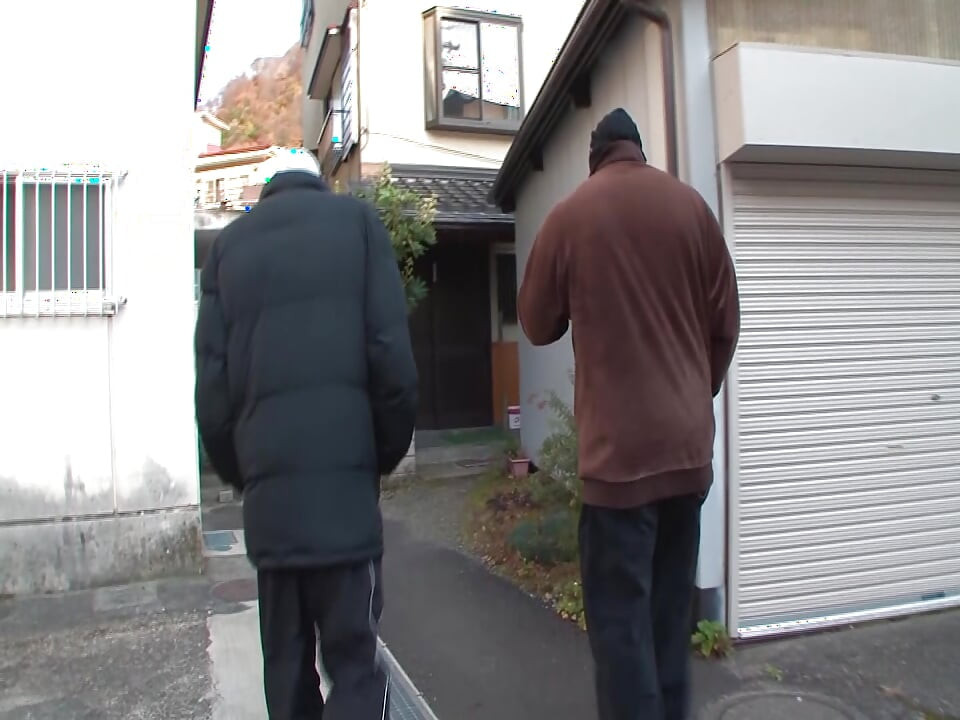 A126G11 A mature woman traveling alone from Tokyo is picked up by two Black men... A mature woman visiting a hot spring inn out of curiosity is penetrated by two extraordinary huge cocks, leading to a 3-PSEX climax!