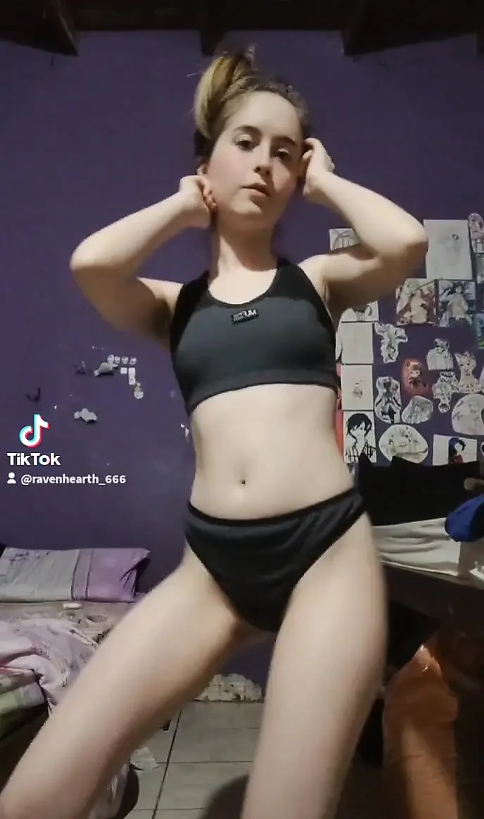 Cum at My Twerking Ass