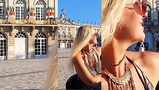 Sarışın Olgun Eş Yürüyüşten Sonra Seksin Tadını Çıkarıyor