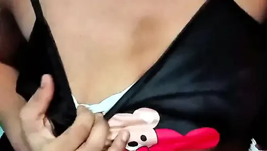 Seksi kız evde tek başına masterbate