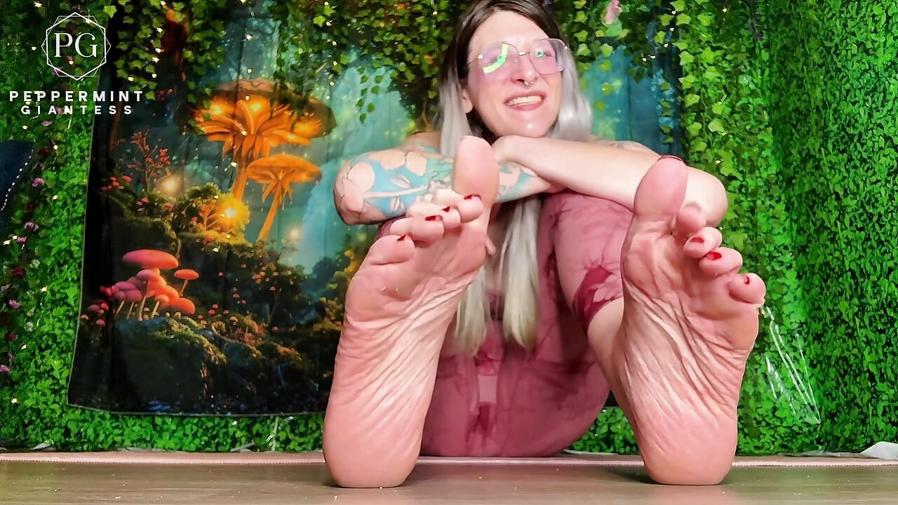 Size 16 Eu 50 Amazon Feet Humiliate Your Tiny Flip-flops Pathetic Eu 33 Us W2 M0