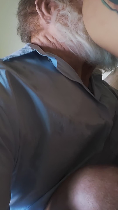 Duniya ka sabse bara land vaala boodha aadmi + chhoti eshiyan