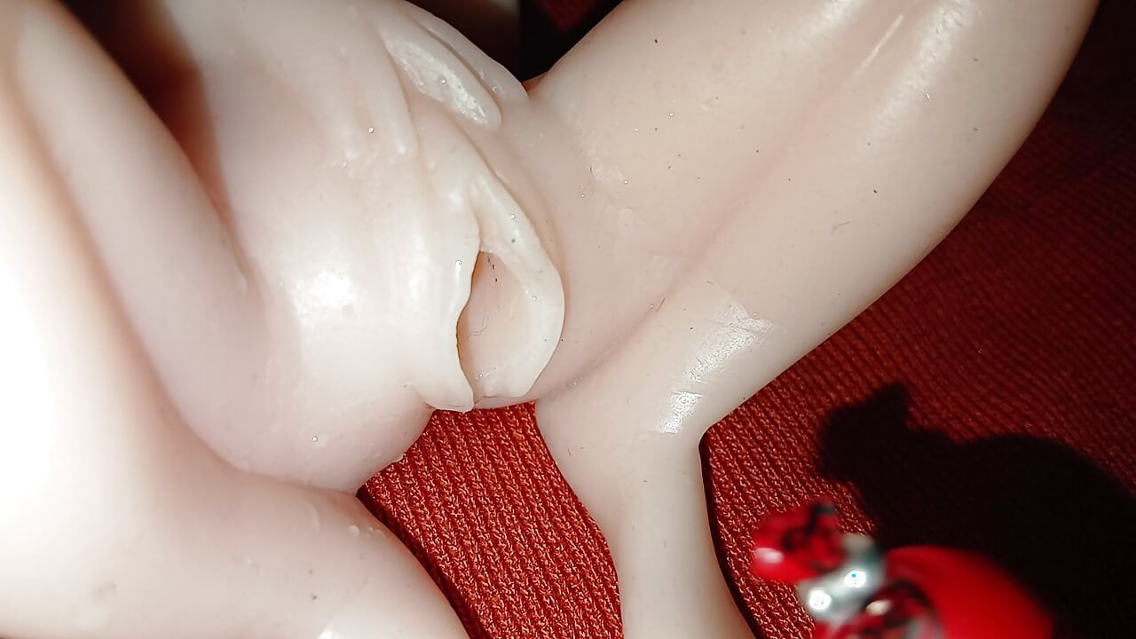 リアルなセックストイPOV 4K - リアルなシリコンドールのソロシーン