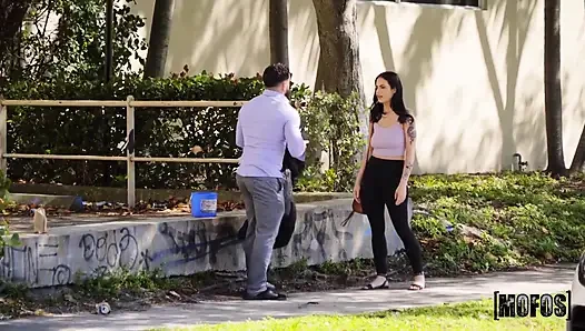 Mofos - Melody Foxx Pulls Down Her Tight Leggings and Sucks Dick