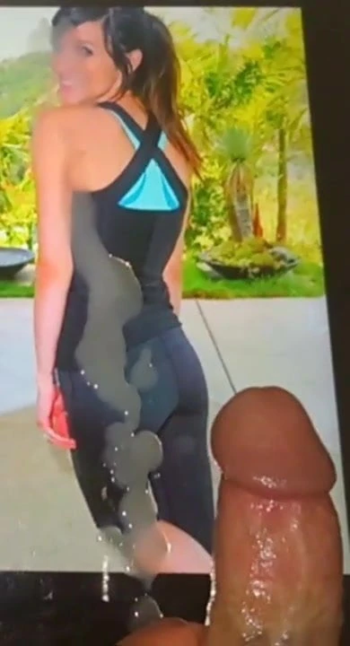 Ashley Simpson Ass Get A Load Of Cum