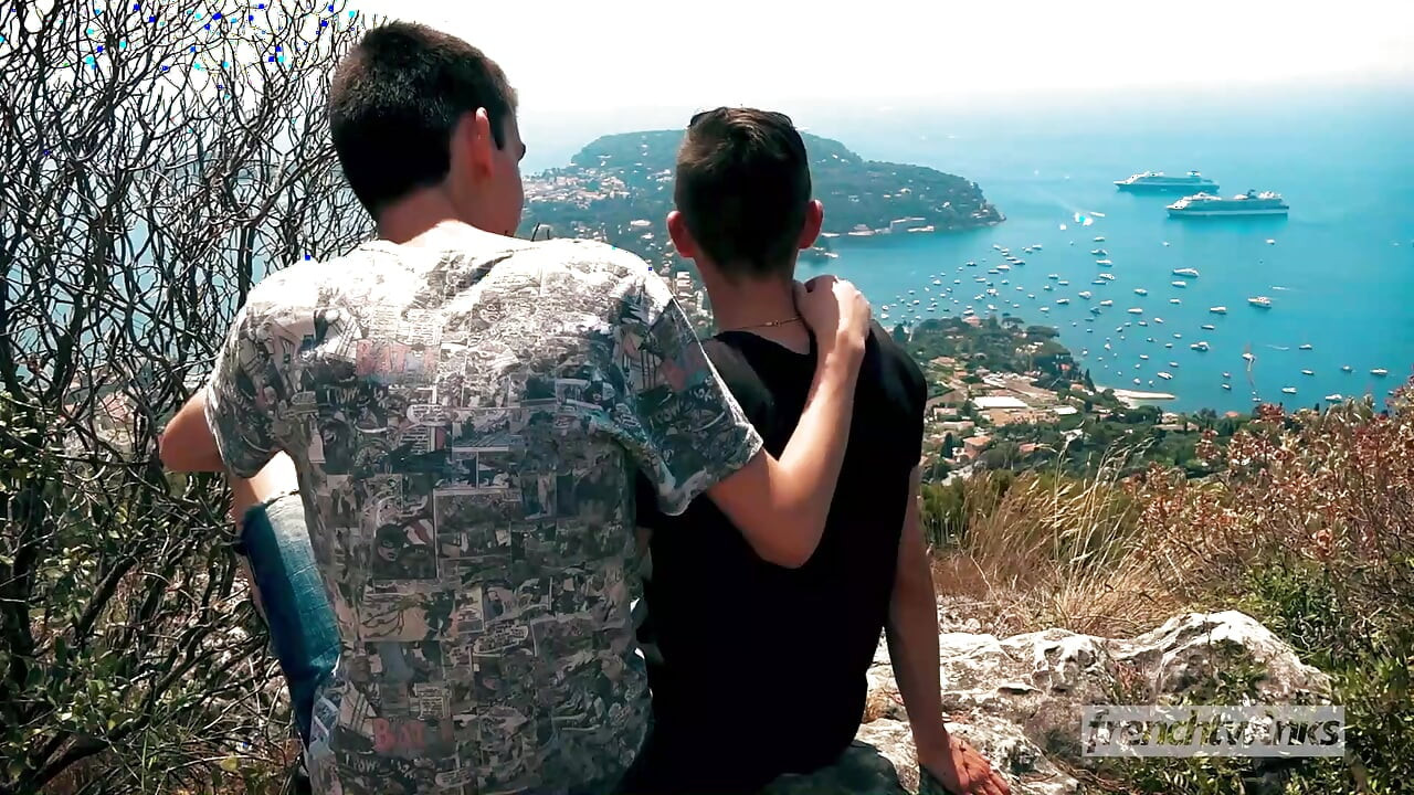 Hot twinks fourway