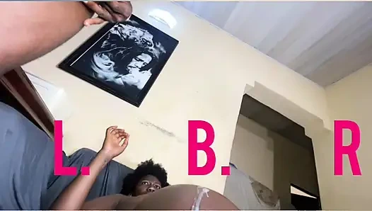 Нигерия связана с девушками